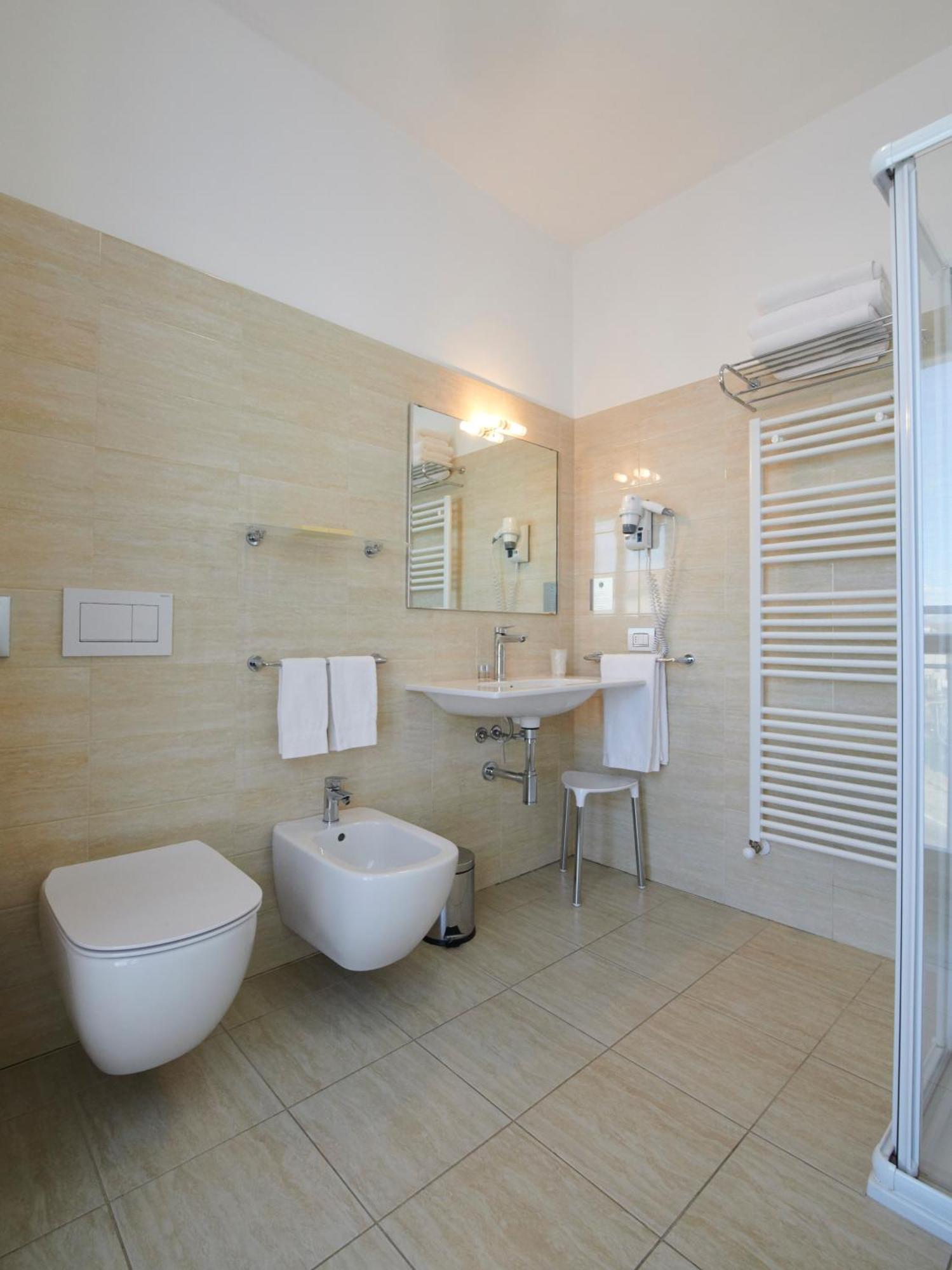 פינו מורנסקו Foresteria La Torretta חדר תמונה